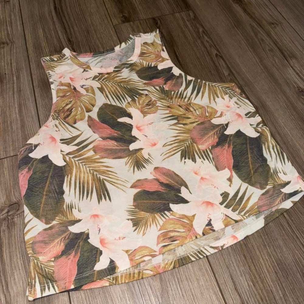 Old Navy Active Sleeveless Top